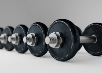 Barbells vs. Dumbbells: The Best Option for a Home Gym