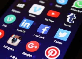 5 Best Ways to Find More Social Media Leads