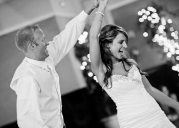 The Complete Wedding Singer Booking Guide