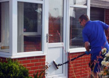 Why Hire a Window Cleaner in Swindon?