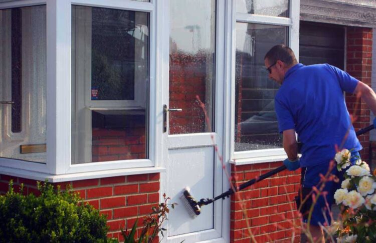 Why Hire a Window Cleaner in Swindon?