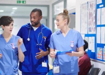 Introducing the NHS Rainbow Badge