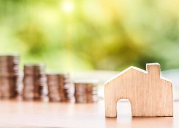 Which businesses typically use a debt collection agency in Manchester?