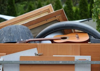 5 Reasons To Opt For Professional Clearance Service