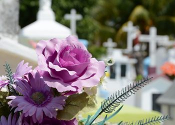 Top 5 Benefits To Live Streaming A Funeral