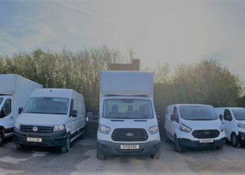 What are the benefits of Halesowen van hire for small businesses?