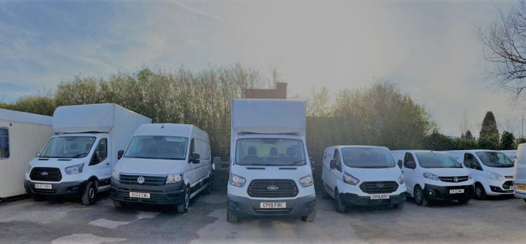 What are the benefits of Halesowen van hire for small businesses?