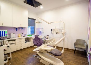 5 Health Benefits Of Dental Implants