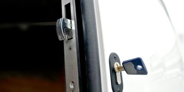 Why you need a van alarm system and anti-theft locks