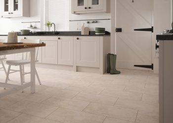 Choosing Kitchen Floor Tiles That Look Good and Keep Clean