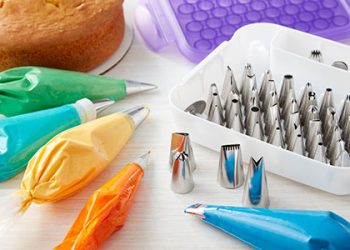 Best Cake Decorating Tools For Beginners