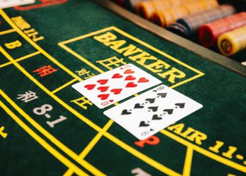 Benefits of playing baccarat online