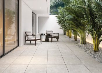 Porcelain Tiles vs. Natural Stone: Which is Best for Your Outdoor Space