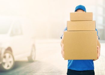 Beyond Speed: The Comprehensive Benefits of Using a Delivery Courier Service