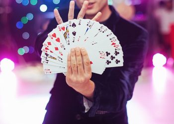Behind the Magic: Understanding What an Edinburgh Magician Does