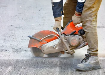 How to Choose the Right Concrete Cutting Service for Your Needs