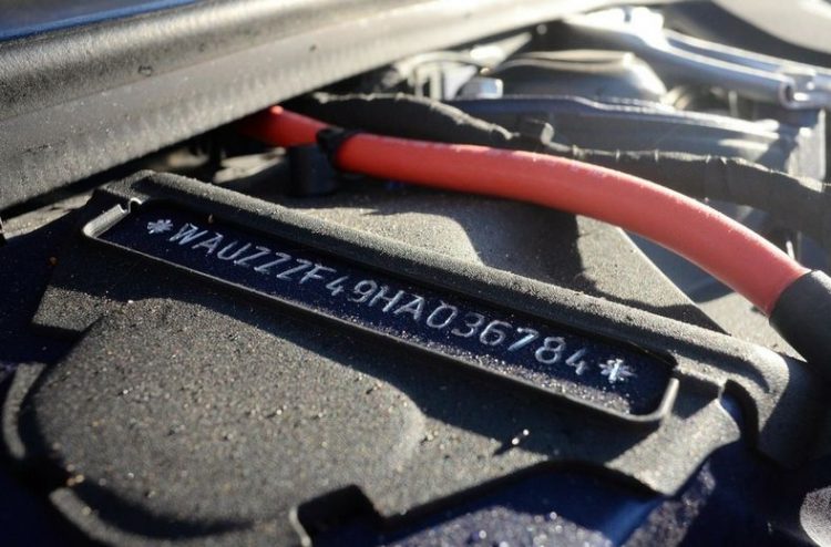 9 Reasons You Should Use a VIN Decoder