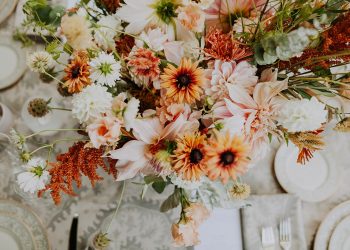 Marrying Elegance with Emotion: The Unique Touch of a Wedding Florist