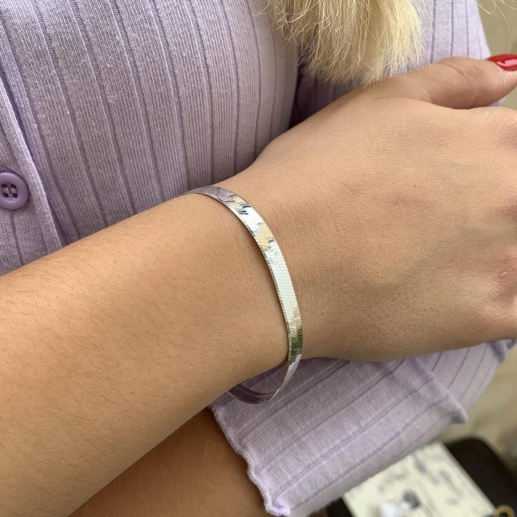 Purposeful Silver: Sustainability, Ethics and Safe Metals in Bracelet Production
