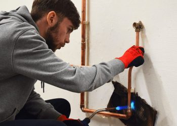 Stay Safe From Carbon Monoxide Poisoning With Gas Engineers