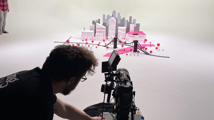 Why Invest in a Video Content Agency? Maximizing Your ROI and Achieving Your Marketing Goals