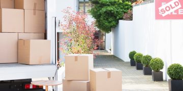 Moving with Confidence: How to Choose the Right Wolverhampton Moving Service