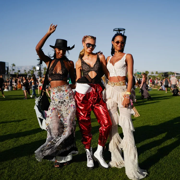 Customizable Clothing: Creating Your Own Personalized Festival Wardrobe