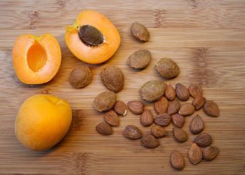 Natural Antioxidants: From Laetrile to Beta-Carotene