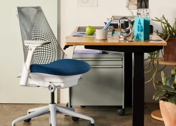 Standing for Productivity: Boosting Performance with Standing Desks