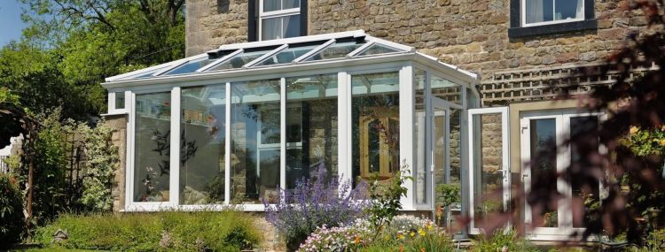 Creating Your Dream Conservatory: The Importance of Professional Expertise in Refurbishment