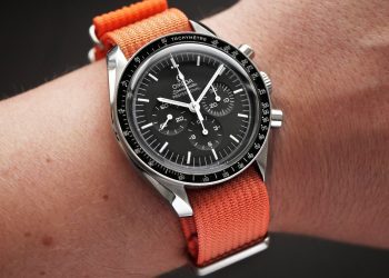 How an Orange Watch Strap Can Enhance Your Daily Fashion