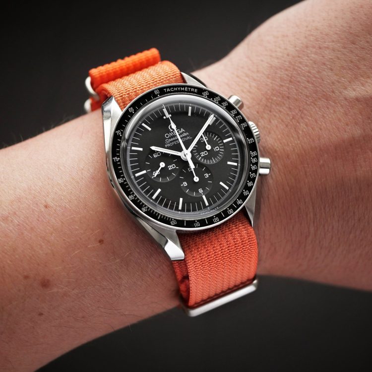 How an Orange Watch Strap Can Enhance Your Daily Fashion