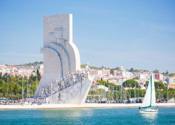 Experience the Beauty of Portugal with These Lisbon Day Trips