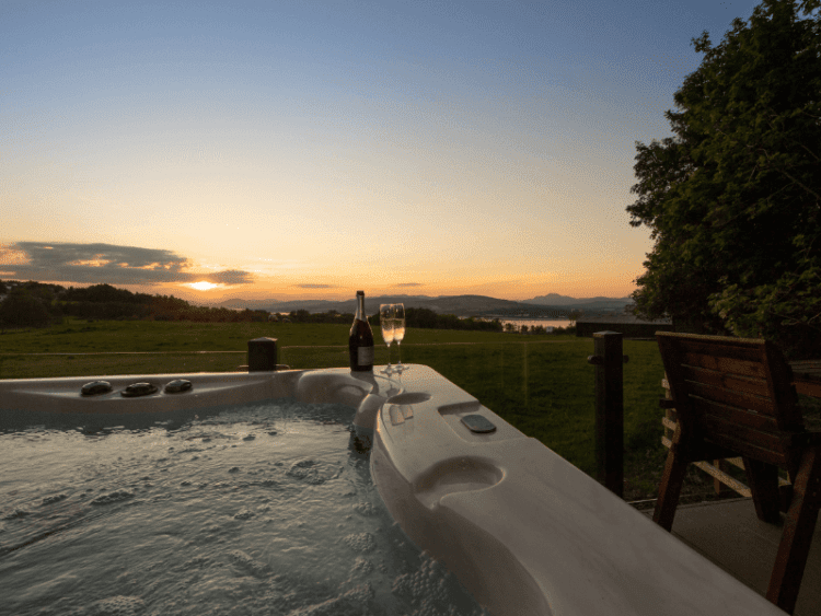Exploring the UK in Style: The Best Breaks for a Relaxing Getaway