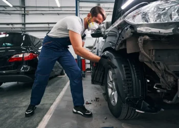 Avoid Costly Repairs: The Importance of Using a Certified Mechanic Croydon Based