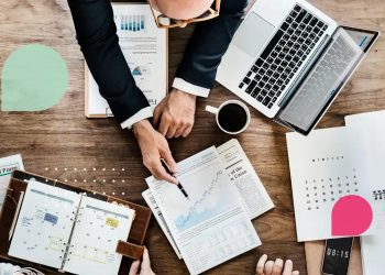 Navigating Business Regulations: How to Select a Compliance Consultancy UK