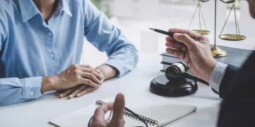 Resolving Boardroom Battles: How a Shareholder Dispute Solicitor Secures Your Future