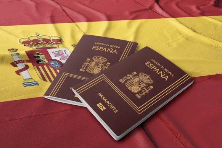 How Immigration Lawyers in Spain Support Your Visa Application